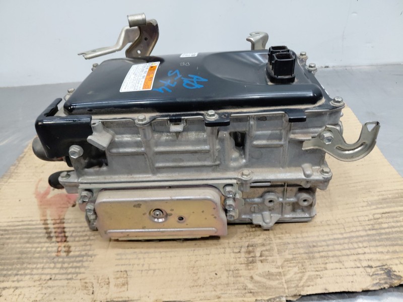 Recambio de bateria para toyota c-hr hybrid referencia OEM IAM   