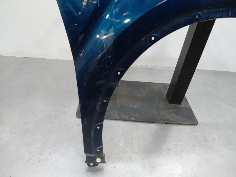 Recambio de aleta delantera derecha para toyota c-hr hybrid referencia OEM IAM   