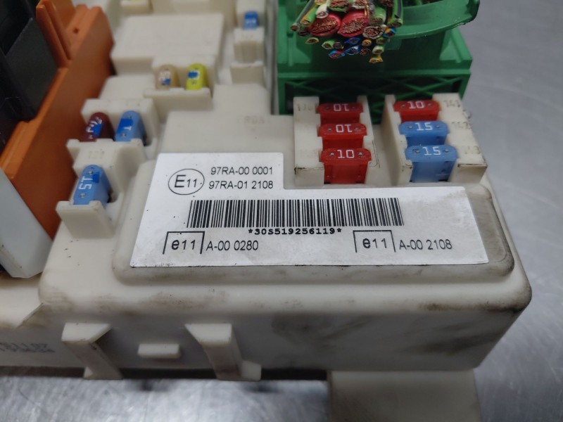 Recambio de caja reles / fusibles para ford c-max (dm2) 1.8 tdci referencia OEM IAM   