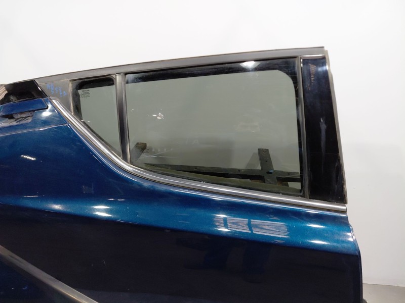 Recambio de puerta trasera derecha para toyota c-hr hybrid referencia OEM IAM   
