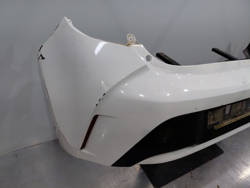 Recambio de paragolpes trasero para toyota corolla (e21) hybrid referencia OEM IAM   