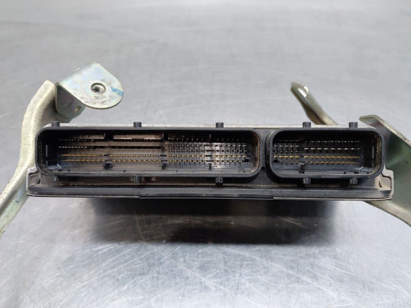 Recambio de centralita motor uce para toyota c-hr hybrid referencia OEM IAM   