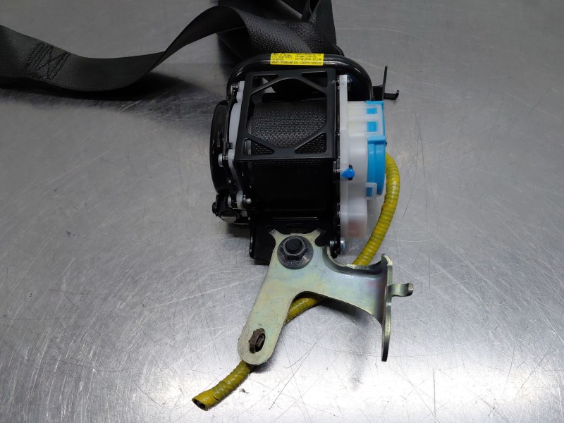 Recambio de cinturon seguridad trasero izquierdo para toyota c-hr hybrid referencia OEM IAM   