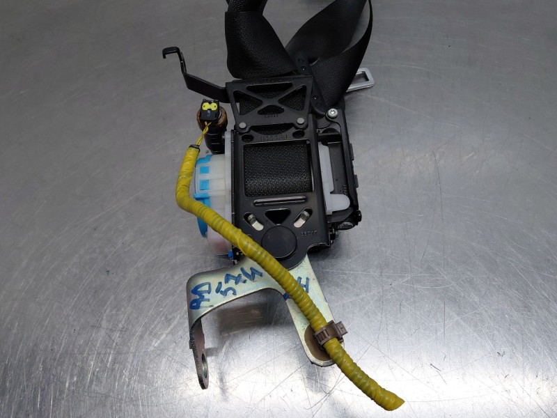 Recambio de cinturon seguridad trasero izquierdo para toyota c-hr hybrid referencia OEM IAM   