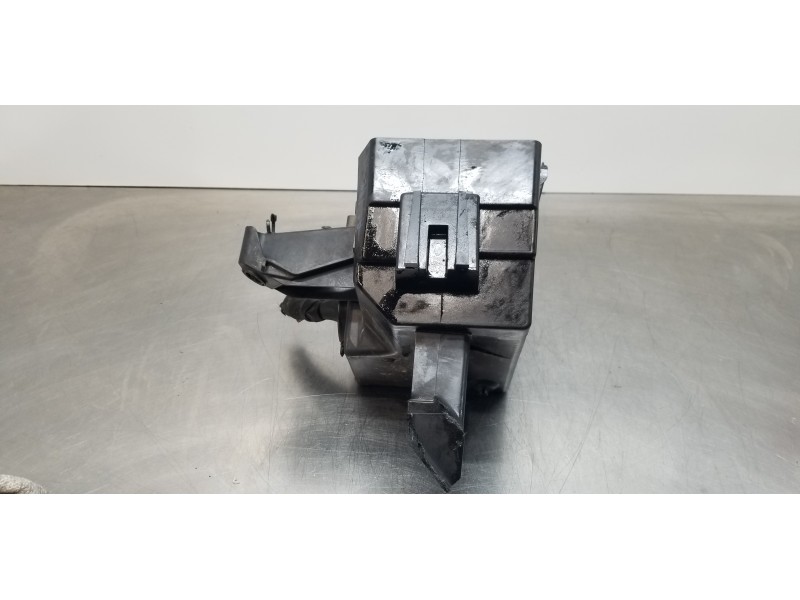 Recambio de caja reles / fusibles para mercedes clase m (w166) ml 350 bluetec (166.004) referencia OEM IAM A1669060193  