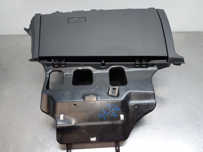 Recambio de guantera para toyota c-hr hybrid referencia OEM IAM   