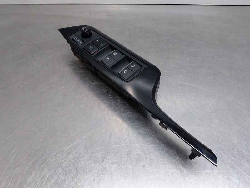 Recambio de mando elevalunas delantero izquierdo para toyota c-hr hybrid referencia OEM IAM   
