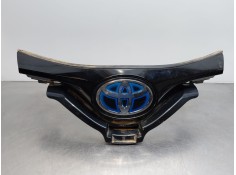Recambio de rejilla delantera para toyota c-hr hybrid referencia OEM IAM   