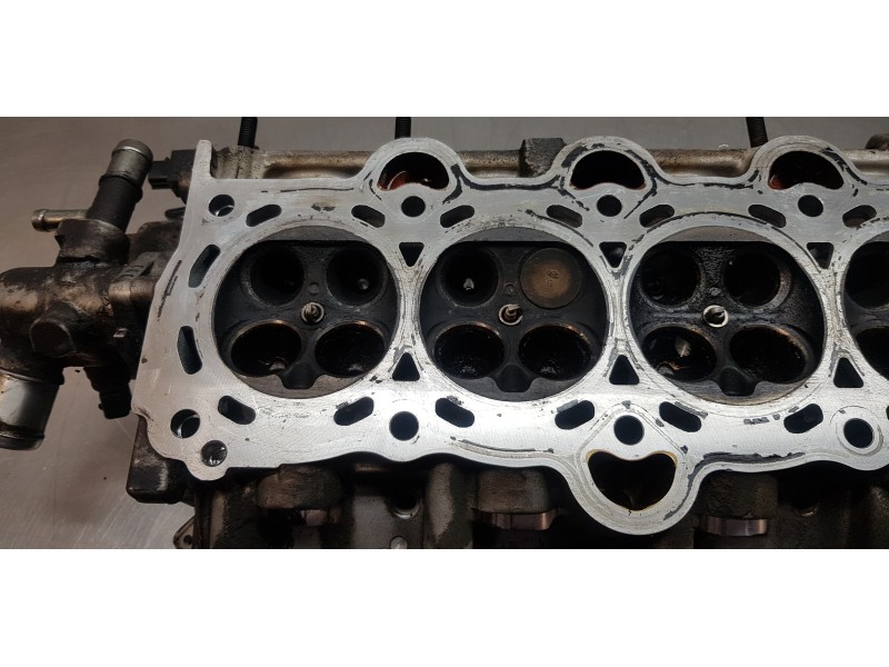 Recambio de culata para kia sportage basic 2wd referencia OEM IAM 221102B755  