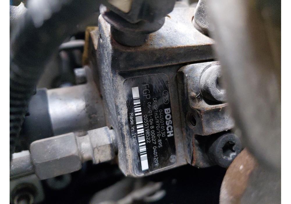 Recambio de motor completo para fiat grande punto (199_) 1.9 d multijet referencia OEM IAM 4840327 M737 