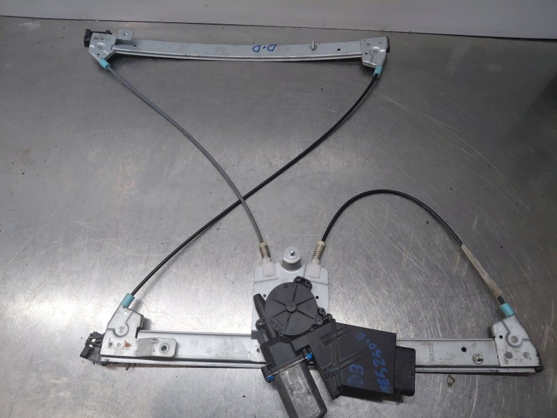 Recambio de elevalunas delantero derecho para renault laguna ii grandtour (kg0/1_) 1.9 dci (kg0g) referencia OEM IAM   