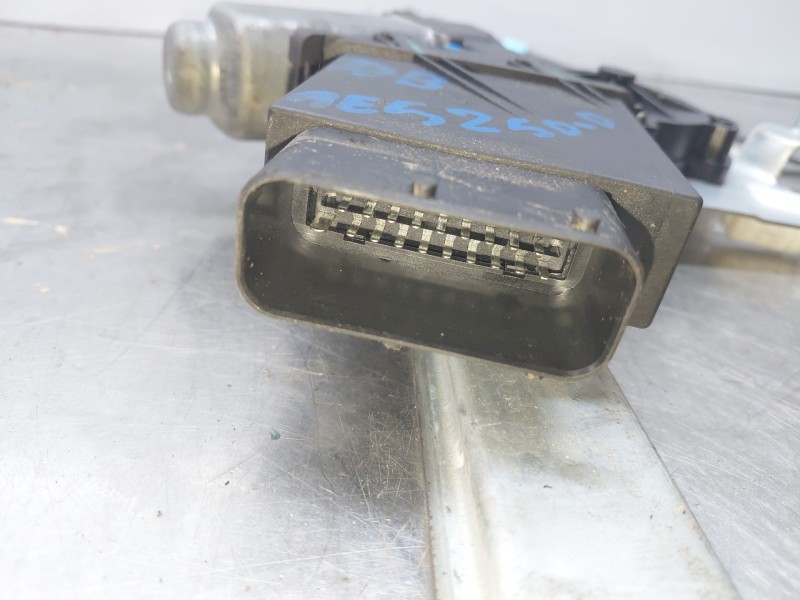 Recambio de elevalunas delantero derecho para renault laguna ii grandtour (kg0/1_) 1.9 dci (kg0g) referencia OEM IAM   