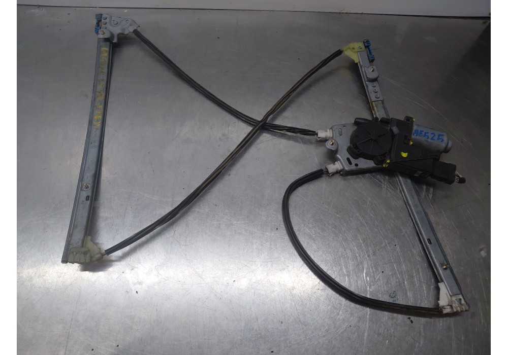 Recambio de elevalunas delantero izquierdo para renault laguna ii grandtour (kg0/1_) 1.9 dci (kg0g) referencia OEM IAM   