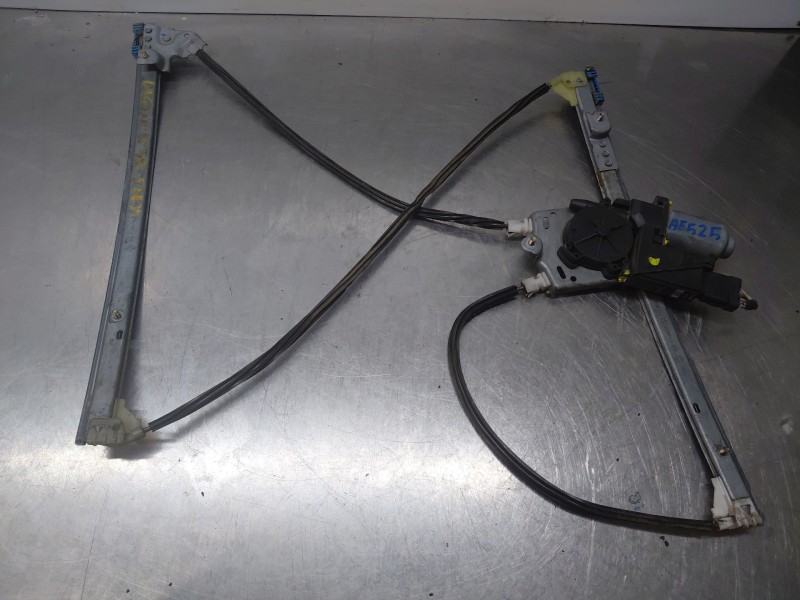 Recambio de elevalunas delantero izquierdo para renault laguna ii grandtour (kg0/1_) 1.9 dci (kg0g) referencia OEM IAM   