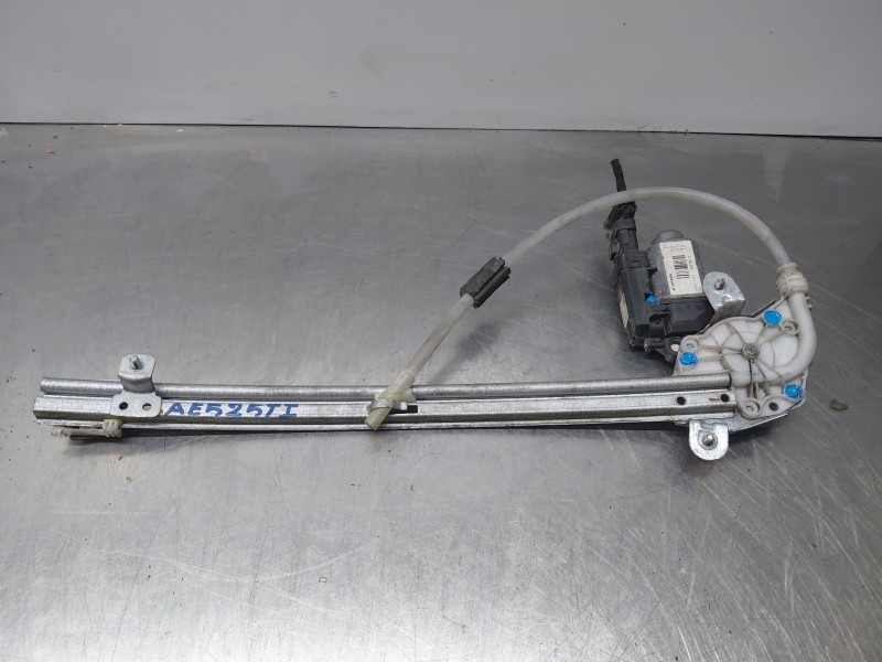 Recambio de elevalunas trasero izquierdo para renault laguna ii grandtour (kg0/1_) 1.9 dci (kg0g) referencia OEM IAM   