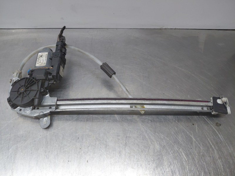 Recambio de elevalunas trasero izquierdo para renault laguna ii grandtour (kg0/1_) 1.9 dci (kg0g) referencia OEM IAM   