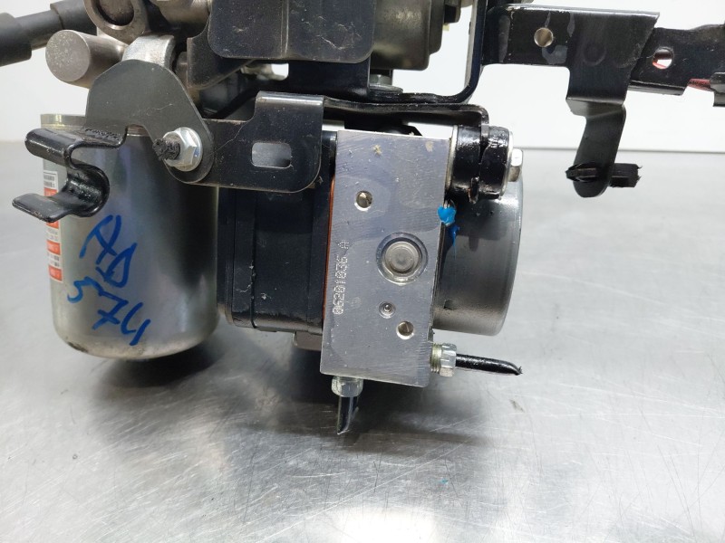 Recambio de abs para toyota c-hr hybrid referencia OEM IAM   