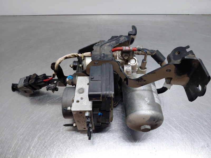 Recambio de abs para toyota c-hr hybrid referencia OEM IAM   