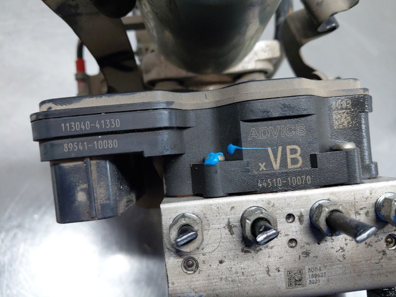 Recambio de abs para toyota c-hr hybrid referencia OEM IAM   