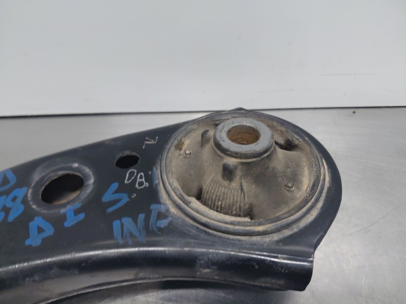Recambio de brazo suspension inferior delantero izquierdo para toyota c-hr hybrid referencia OEM IAM 4806910110  