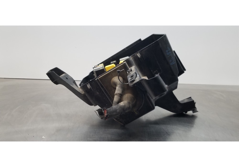 Recambio de caja reles / fusibles para mercedes clase m (w166) ml 350 bluetec (166.004) referencia OEM IAM A1669060193  