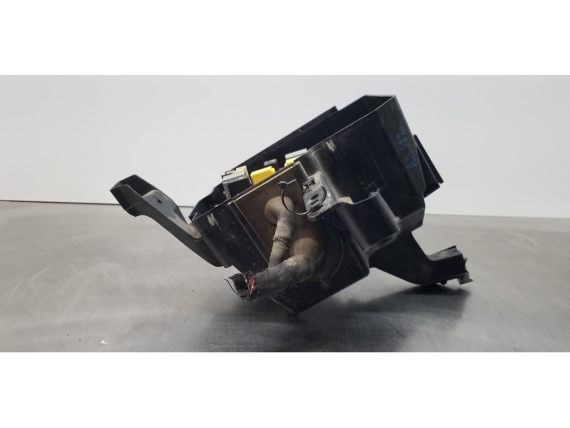 Recambio de caja reles / fusibles para mercedes clase m (w166) ml 350 bluetec (166.004) referencia OEM IAM A1669060193  