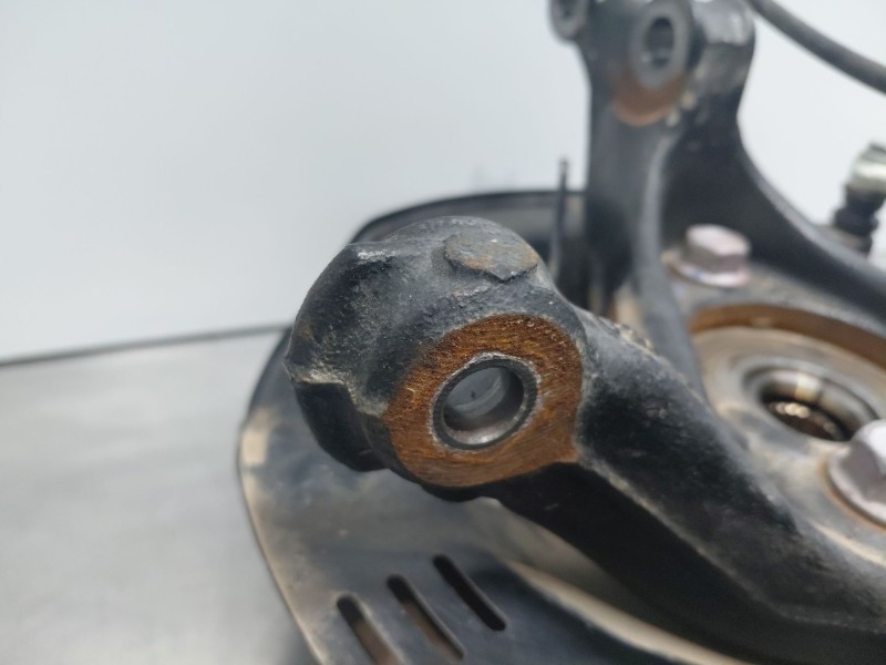 Recambio de mangueta delantera izquierda para toyota c-hr hybrid referencia OEM IAM 43212F4010  