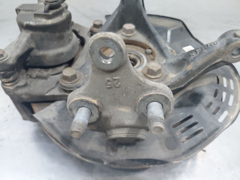 Recambio de mangueta delantera derecha para toyota c-hr hybrid referencia OEM IAM 43211F4010  