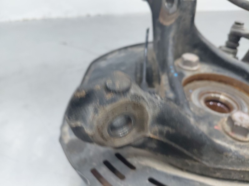 Recambio de mangueta delantera izquierda para toyota c-hr hybrid referencia OEM IAM 43212F4010  