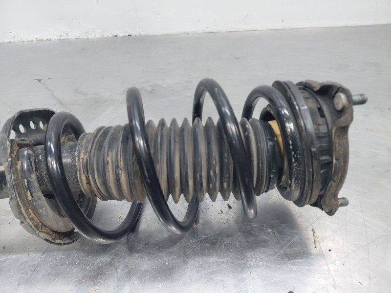 Recambio de amortiguador delantero derecho para hyundai tucson tecno sky referencia OEM IAM 54651N7000  