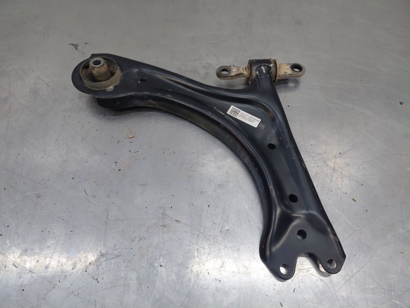 Recambio de brazo suspension inferior delantero derecho para hyundai tucson tecno sky referencia OEM IAM   