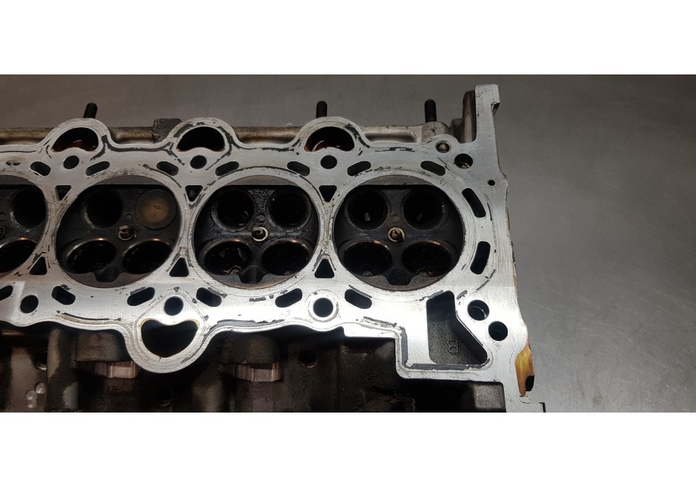 Recambio de culata para kia sportage basic 2wd referencia OEM IAM 221102B755  