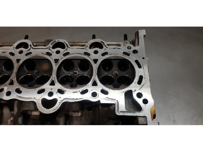 Recambio de culata para kia sportage basic 2wd referencia OEM IAM 221102B755  