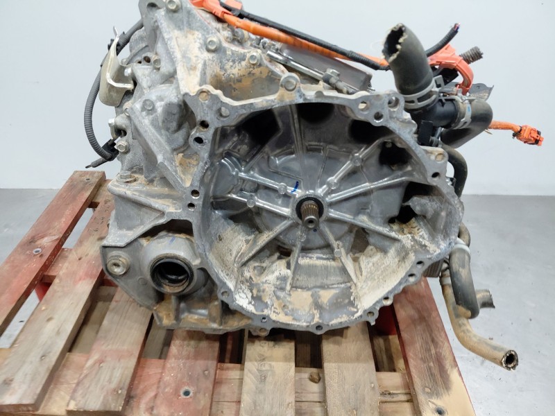 Recambio de caja cambios para toyota corolla touring sports (e21) hybrid referencia OEM IAM P610  