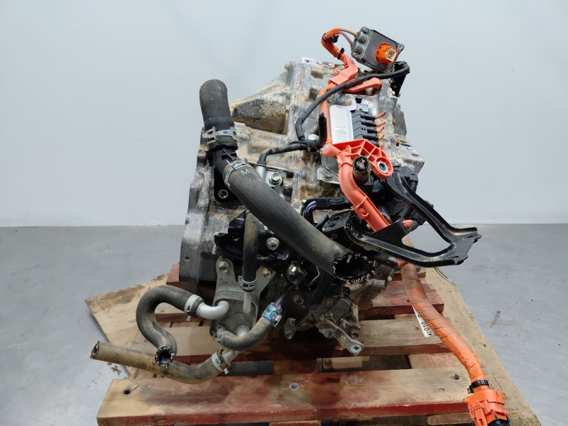 Recambio de caja cambios para toyota corolla touring sports (e21) hybrid referencia OEM IAM P610  