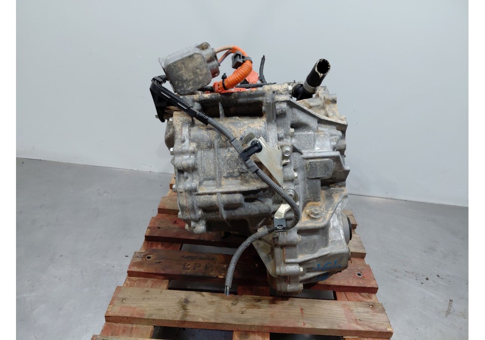 Recambio de caja cambios para toyota corolla touring sports (e21) hybrid referencia OEM IAM P610  