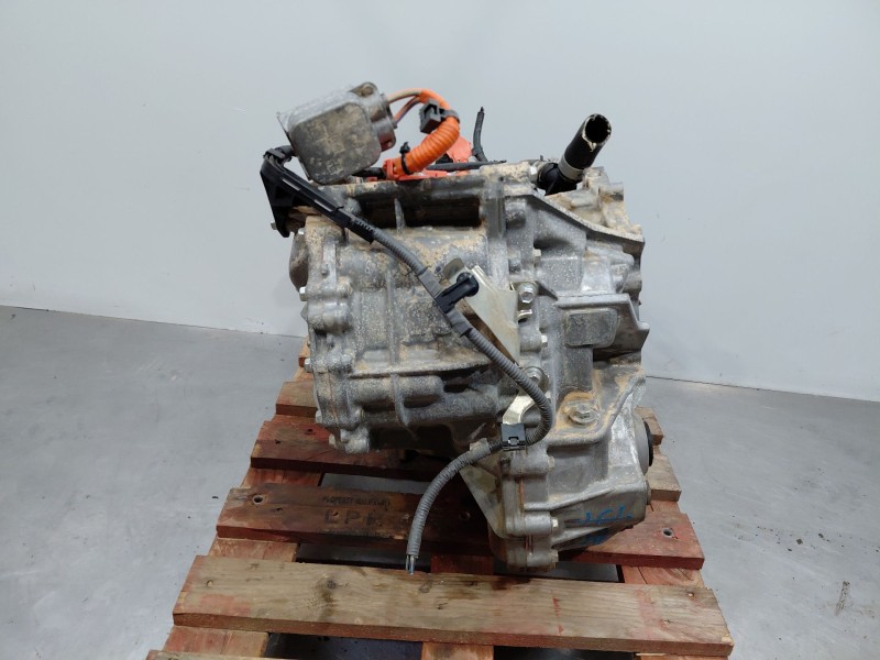 Recambio de caja cambios para toyota corolla touring sports (e21) hybrid referencia OEM IAM P610  