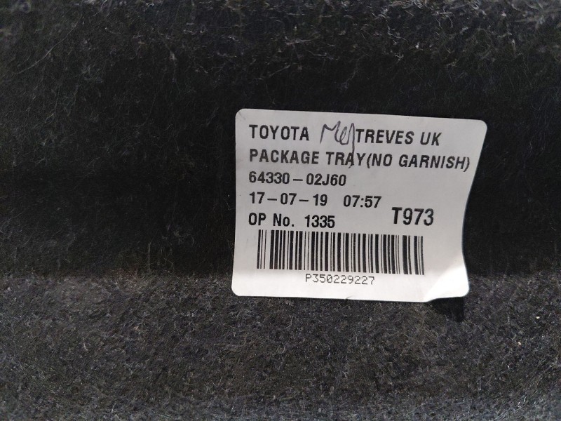 Recambio de bandeja trasera para toyota corolla (e21) hybrid referencia OEM IAM 6433002J60C0  