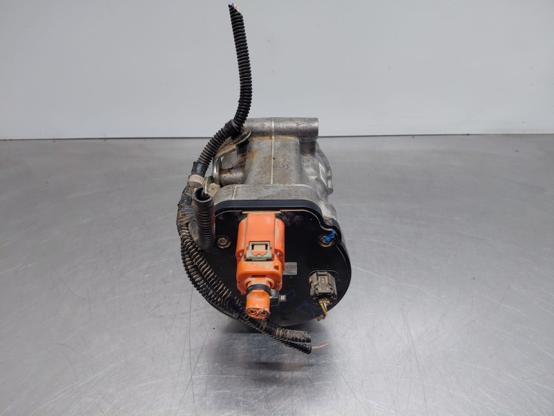 Recambio de compresor aire acondicionado para toyota c-hr hybrid referencia OEM IAM 8837047092 0424000374 