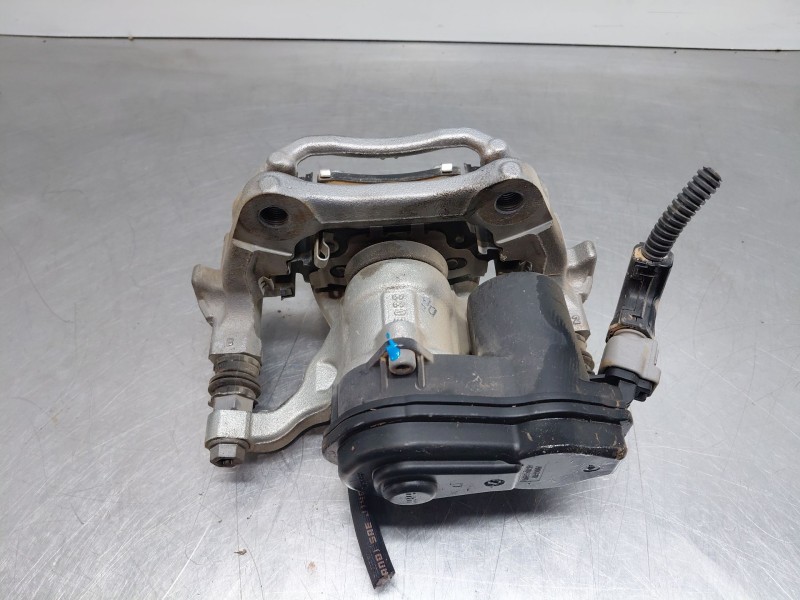 Recambio de pinza freno trasera derecha para toyota c-hr hybrid referencia OEM IAM   
