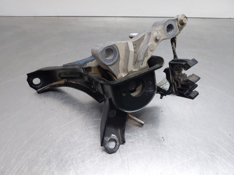 Recambio de soporte motor derecho para toyota c-hr hybrid referencia OEM IAM   