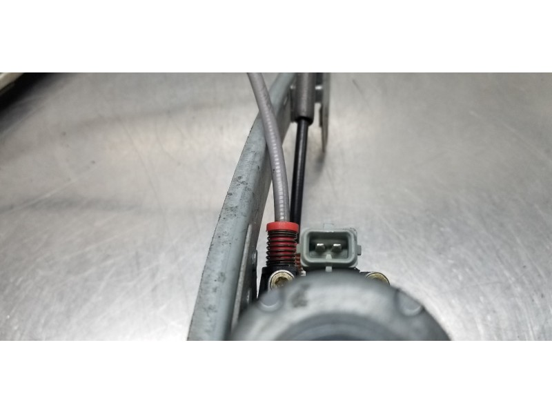 Recambio de elevalunas delantero izquierdo para citroen xsara berlina 1.9 td sx referencia OEM IAM 9221H4  