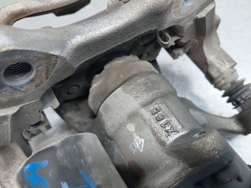 Recambio de pinza freno trasera izquierda para toyota corolla (e21) hybrid referencia OEM IAM 46310F4011  