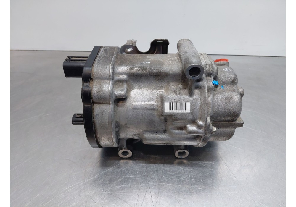 Recambio de compresor aire acondicionado para toyota corolla (e21) hybrid referencia OEM IAM 883704709284 424000370 