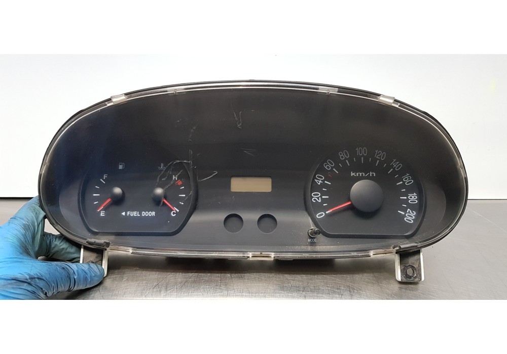 Recambio de cuadro instrumentos para hyundai h 1 h 1 furg.caja cerr.c. puerta referencia OEM IAM 940034A640  