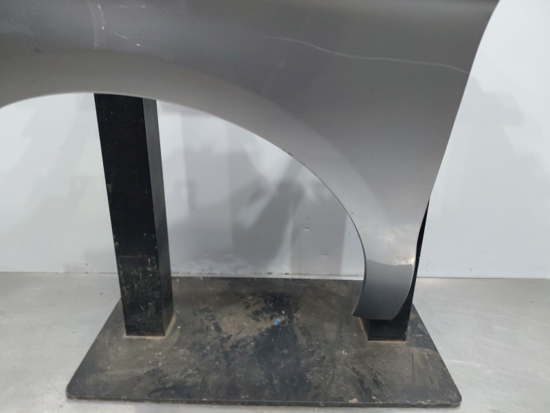 Recambio de aleta delantera izquierda para citroën c4 ii (nc_) 1.6 bluehdi 100 referencia OEM IAM   