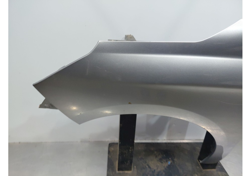 Recambio de aleta delantera izquierda para citroën c4 ii (nc_) 1.6 bluehdi 100 referencia OEM IAM   