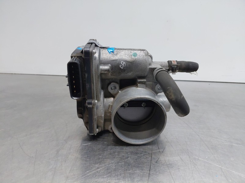 Recambio de caja mariposa para toyota corolla (e21) hybrid referencia OEM IAM 220300T110  