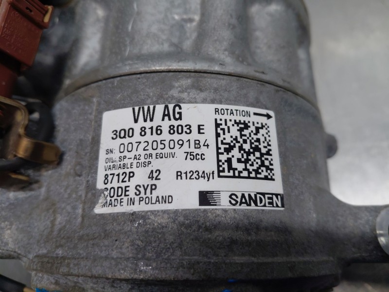 Recambio de compresor aire acondicionado para volkswagen polo life referencia OEM IAM   