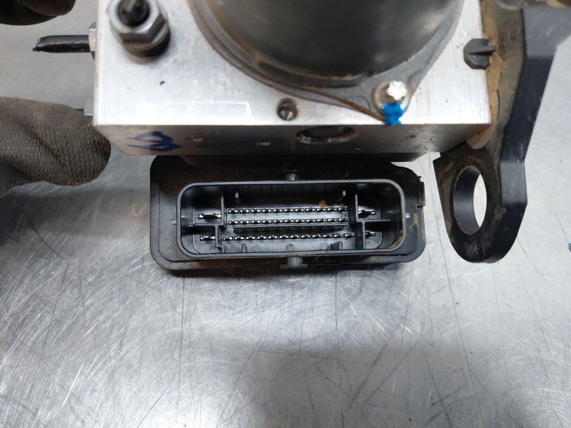 Recambio de abs para volkswagen polo life referencia OEM IAM   